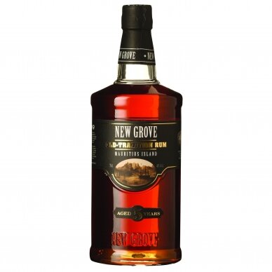 New Grove Tradition 5 Y.O. Rum, 0,7 l New Grove Tradition 5 Y.O. Rum, 0,7 l